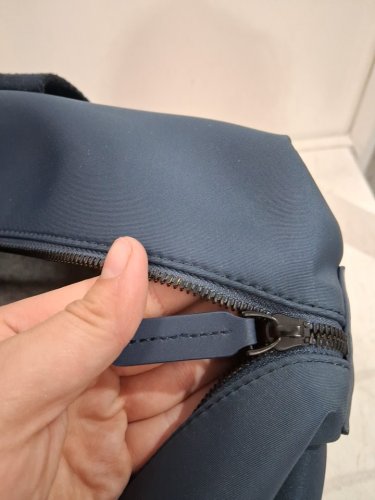 MONOS METRO VEGAN LEATHER DUFFELBAG - 22L, 16.3" X 11.2" X 7.2" - oxford blue image 6