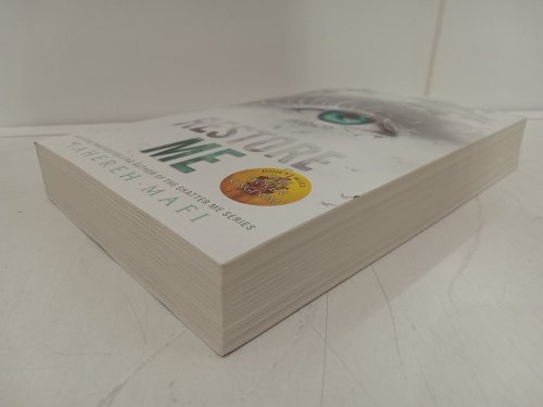 (Paperback) Restore Me: A Novel (Shatter Me Book #4) by Tahereh Mafi image 4