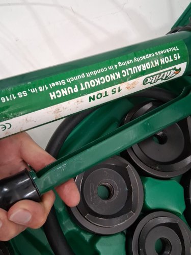 UTZIKO hydraulic knockout punch electrical conduit hole cutter set - 1/2" to 4", 15ton - black/green image 8