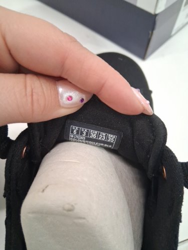 Women's Skechers Swift Fit Memory Foam Sneakers Shoes - Size 6 - Black/brass (style: 4888406 / 179228cs) image 4