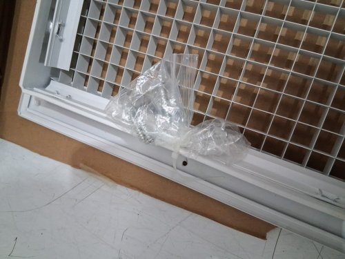 duct opening vent cover - 31.5" x 9.5" - white image 4