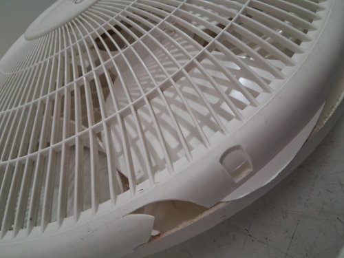 Lasko 16" Oscillating 3-Speed Pedestal Fan - White (Model: 2520) image 4