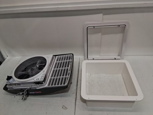 MaxxFan MODERN Ventillation Fan with Smoke Lid and Manual Opening Keypad Control - SMOKE - (MODEL: 00-6200K) image 4