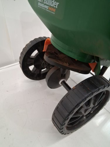 SCOTTS FOLDABLE TURF BUILDER, EDGEGUARD MINI BROADCAST SPREADER/SEEDER - 5000 SQ FT - GREEN/BLACK (MODEL: LB15267) image 5