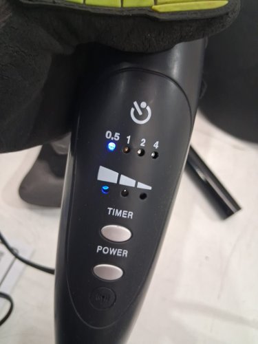 BLACK+DECKER STAND FAN WITH REMOTE- 3 speed - 16" - BLACK (MODEL: BFSR16B) image 4