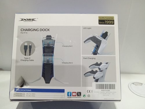 DOBE dual PS5 Controller Charging Dock - fast charging with LED lights - white (model: DOBE0557) image 3