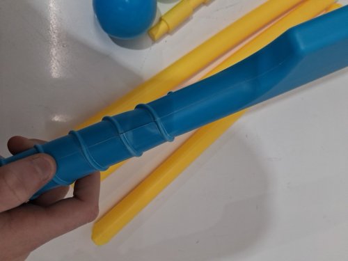 kid's cricket set - includes bat and stand - multicolor image 4