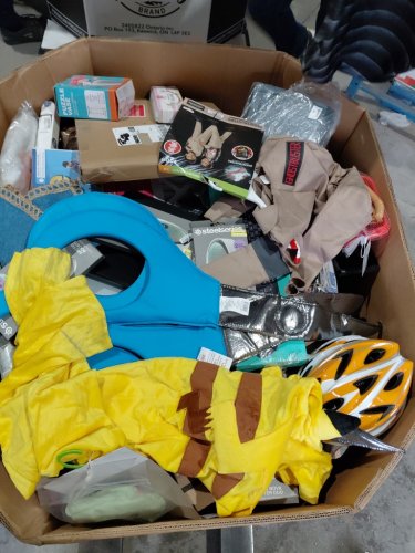 assorted MIXED item MYSTERY PALLET - VARIOUS PRODUCTS - aprox 300+ - (pallet #35) image 3