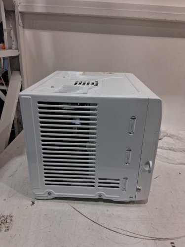 GE APPLIANCES ELECTRONIC WINDOW AIR CONDITIONER - 5,000 BTU - 150SQ.FT - WHITE (MODEL: AWAS05BWFC) image 4