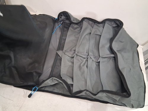 thule outdoor foldable travel shoe organizer with built in ventilation - 4"x 18"x 8" - black (model: 306925) image 4