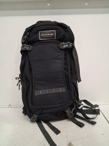 unisex adult Dakine Hydration Backpack - 18l - black image 2
