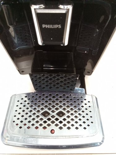 PHILIPS 3200 SERIES LATTEGO FULLY AUTOMATIC ESPRESSO MACHINE WITH BUILT-IN GRINDER & MILK FROTHER - BLACK (MODEL: EP3241/54) image 5