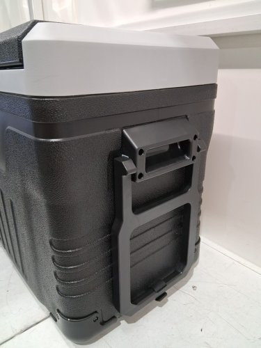 EUHOMY PORTABLE ELECTRIC COOLER AND FREEZER WITH WHEELS & 2 COMPARTMENTS - 50L - 12V DC / 110-240V AC - BLACK/GREY (MODEL: CFB-50) image 9