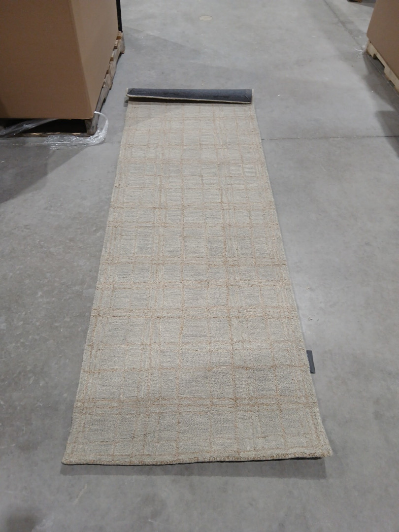 CHRIS LOVES JULIA  x Loloi Polly AREA runner RUG - 2ft 6" x 7ft6"   - FOG/WHEAT image 2