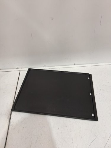 NAPOLEON CAST IRON REVERSIBLE GRIDDLE - 10" x 17.75" - (MODEL: 56365) image 3