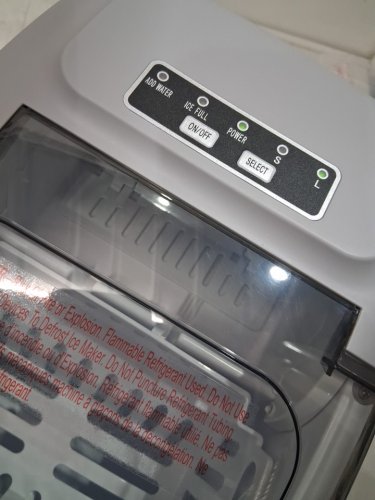 FRIGIDAIRE COMPACT COUNTERTOP ELECTRIC ICE MAKER - MAKES 26LBS OF ICE/DAY - SILVER (MODEL: EFIC189-B-SILVER) image 5