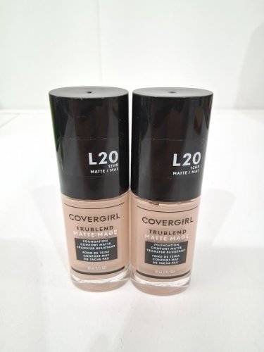 2 covergirl trublend matte made foundations - 30ml each - light ivory (l20) image 2