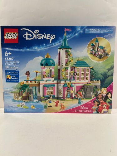 787pc Lego - Disney - princess castle and royal pets (43267) image 6