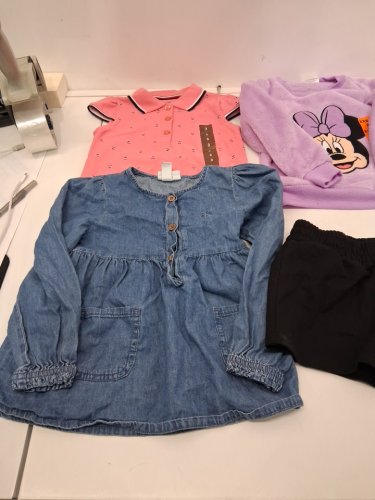 6 ASSORTED GIRLS CLOTHES - SIZE 2-4T image 2
