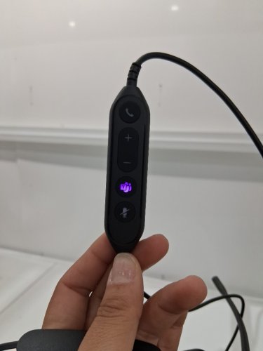 Yealink UH42 Mono Teams USB-C/A Professional USB Wired Headset with Crystal Clear Audio - black (model: UH42 Dual UC) image 3