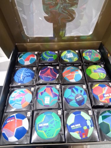16pc fifa world cup 2026 host cities soccer ball set in display box - size 1(mini) - assorted (model: 1872202) image 3