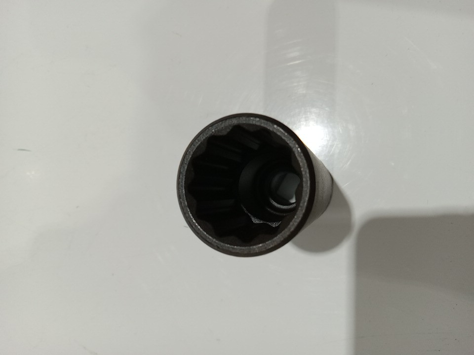 Proto professional 12 Point deep impact socket - 1/2" drive - 7/8" socket (model:j7328) image 3