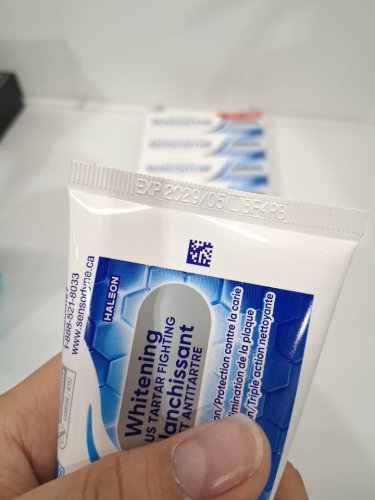 4PK SENSODYNE TRIPLE CLEANING TOOTHPASTE - WHITENING plus tartar fighting - 145ML/EACH image 3