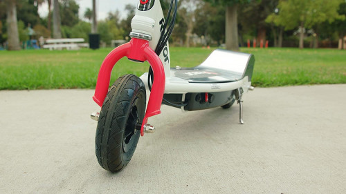 Razor e200 Electric Scooter - white / red (13112410) image 5
