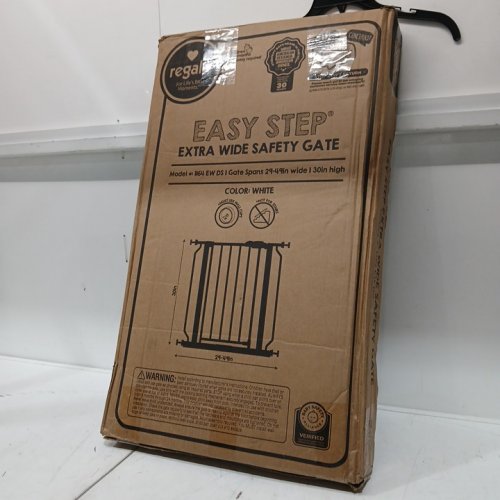 REGALO EASY STEP EXTRA WIDE BABY GATE - 30" X 29"-49" - WHITE (MODEL: 1164 EW DS) image 2