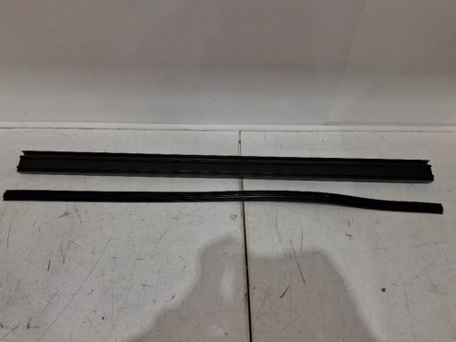 aluminum U shaped vinyl door bottom sweep with door drip cap- 36" L 2.5"W- BLACK (MODEL: Black Bottom Wipe) image 4