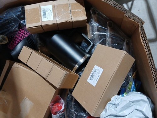 assorted MIXED item MYSTERY PALLET - VARIOUS PRODUCTS - aprox 300+ - (pallet #23) image 4