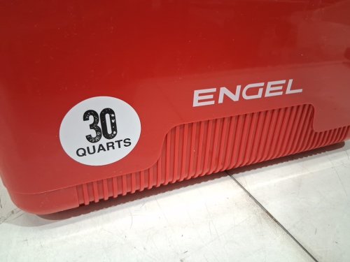 Engel Leak-Proof Airtight Dry box Cooler - 30QT - RED/WHITE (MODEL: UC30R) image 8