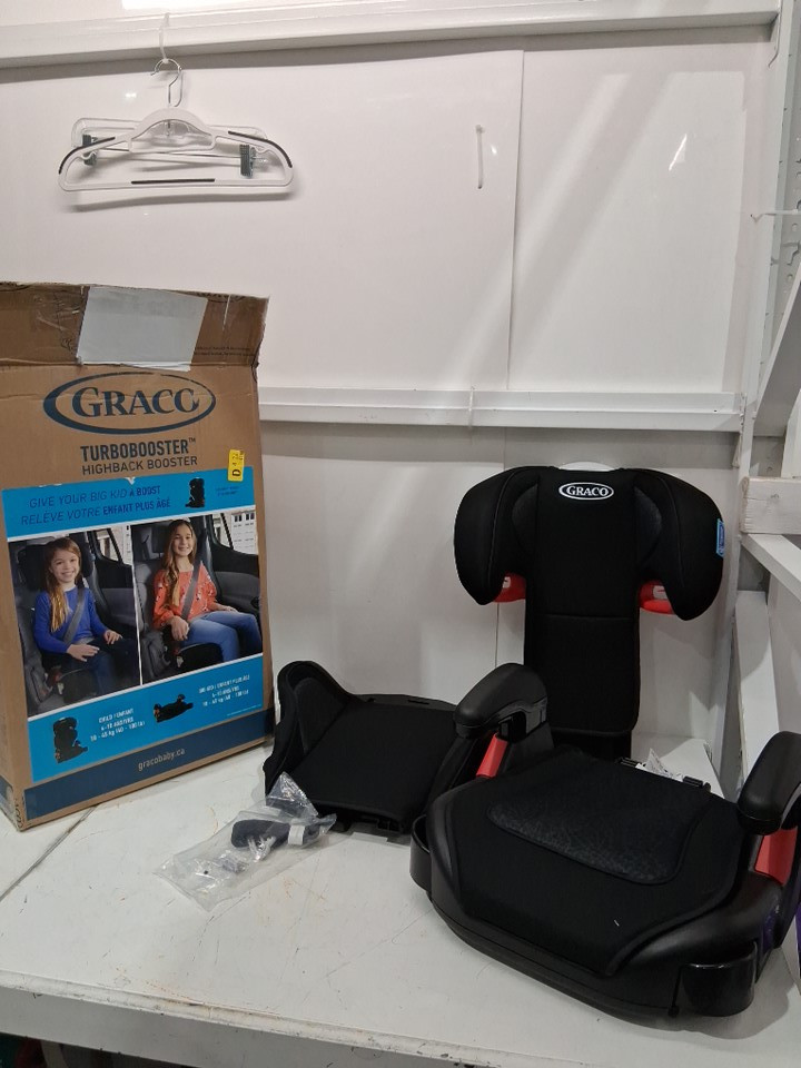 GRACO 2-IN-1 TURBOBOOSTER HIGHBACK TO BACKLESS BOOSTER CAR SEAT - 40LB TO 100LB MAX - BLACK (MODEL: 2168325) image 2