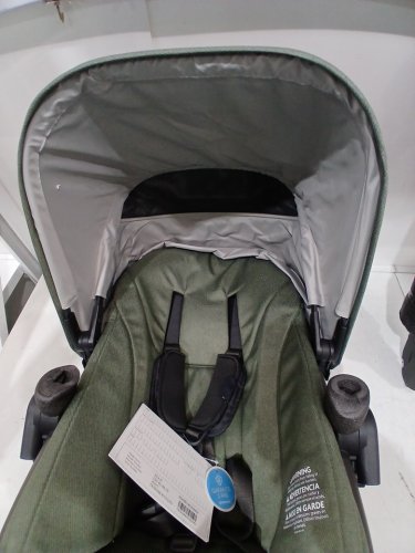 UPPAbaby Vista V3 CONVERTABLE 30+ configurations Single-to-Double Stroller System with bug/rain shield & storage bag - 50lbs max - evelyn/meadow green - (MODEL: 0303-VSO-NA-EVE) image 8