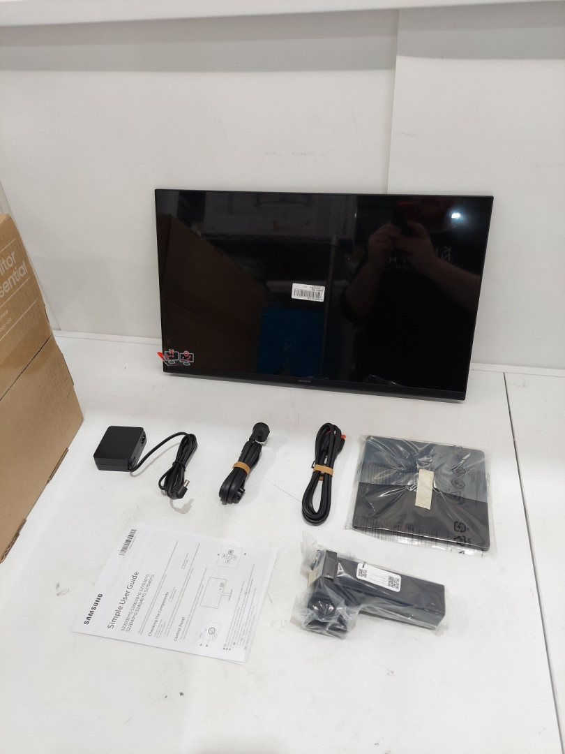 SAMSUNG ESSENTIAL S3 CLASS 16:9 IN-PLANE SWITCHING (IPS) FULL HD LCD MONITOR - 24" - BLACK (MODEL: S24D300GAN) image 3