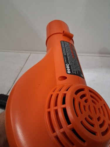 Black and Decker Cordless Blower Lightweight Sweeper - 20V 130MPH - Black/ORANGE - (Model: LSW221) image 5