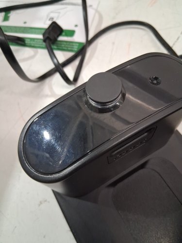 IROBOT ROOMBA 694 ROBOT VACUUM with dock - WI-FI CONNECTIVITY, GOOD FOR PET HAIR, CARPETS, HARD FLOORS, SELF-CHARGING - BLACK (MODEL:17070) image 5