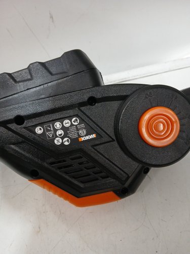 WORX POWER SHARE 2-IN-1 EXTENDABLE CORDLESS HEDGE TRIMMER *tool only*- 20" BLADE/20V - ORANGE (MODEL: WG252.9 image 3