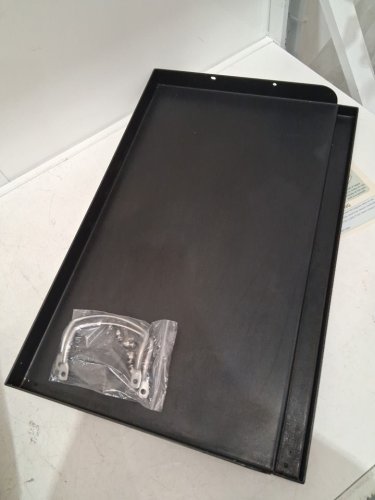 Universal Stainless-Steel Griddle with Handles - 26" x 16" - black (model:cc172tfl) image 5