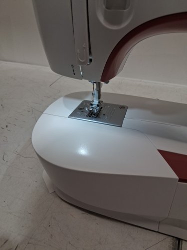 SINGER SEWING MACHINE WITH 23 BUILT-IN STITCHES - WHITE (MODEL: MX231) image 11