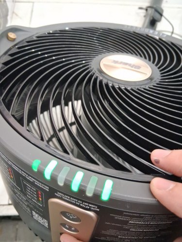 Shark FlexBreeze Pro Mist Indoor & outdoor fan with misting system up to 24 hours of battery life - black/grey (MODEL: FA302C) image 8