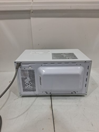COMFEE COUNTERTOP MICROWAVE OVEN - 0.7 CU.FT/700W - WHITE (MODEL: CM-M201K(WH)) image 9