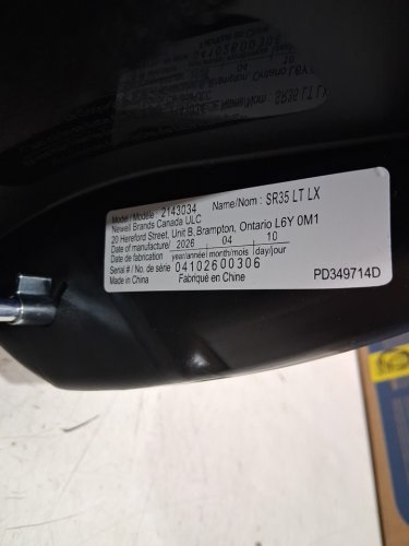 GRACO SNUGRIDE 35 LITE LX INFANT CAR SEAT - 4-35LBS CAPACITY - BLACK (MODEL: 2143034) image 7