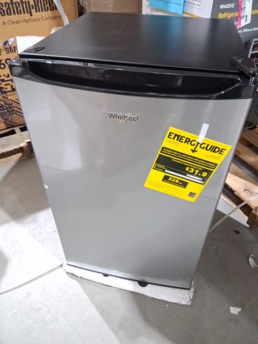 whirlpool mini refrigerator/FRIDGE with reversible door - freezer compartment - 4.3cu.ft stainless steel and black (model:wh43s1e) image 4