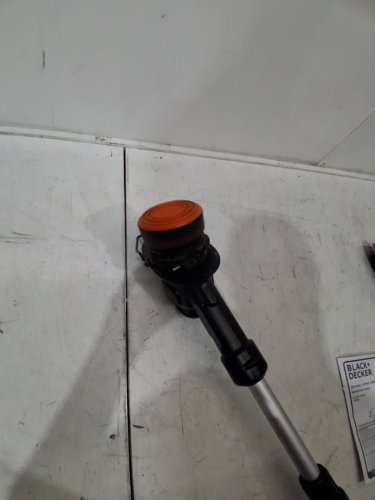 BLACK+DECKER STRING TRIMMER/EDGER - 10" - BLACK/ORANGE (MODEL: LST201-CA) image 6