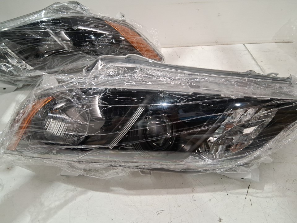 2Pc Munirater Headlight Assembly for Toyota Camry 2007-2009 - Black with Amber Corner (MODEL: 8113033652 / 8113033662) image 4