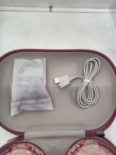 momcozy  Air 1 Ultra-Slim Hands-Free Wearable Breast Pump with wireless charging Case - cozy red  (model: air 1) image 4