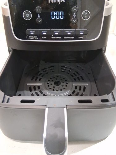 NINJA AIR FRYER PRO XL 7-IN-1 FRYER OVEN WITH MAX CRISP TECHNOLOGY - 6.5QT - BLACK - (MODEL: AF142C) image 5