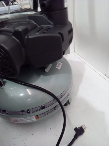 metabo hpt "the tank" pancake air compressor - 200psi / 6 gallon - grey (model: EC914S) image 7