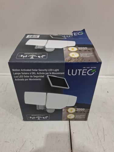 LUTEC MOTION ACTIVATED SOLAR SECURITY LED FLOOD LIGHT - 5000K - 3000LM - WHITE (MODEL: 1937995) image 2